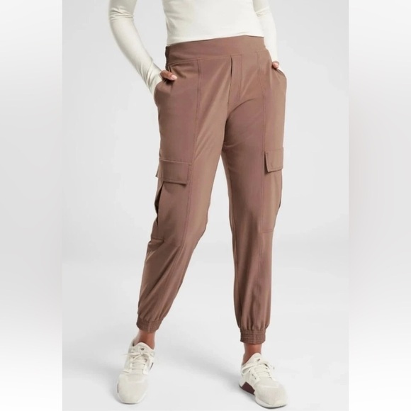 ATHLETA CHELSEA UTILITY JOGGER Mineral Brown Women’s Pants Size 8 - Picture 1 of 10